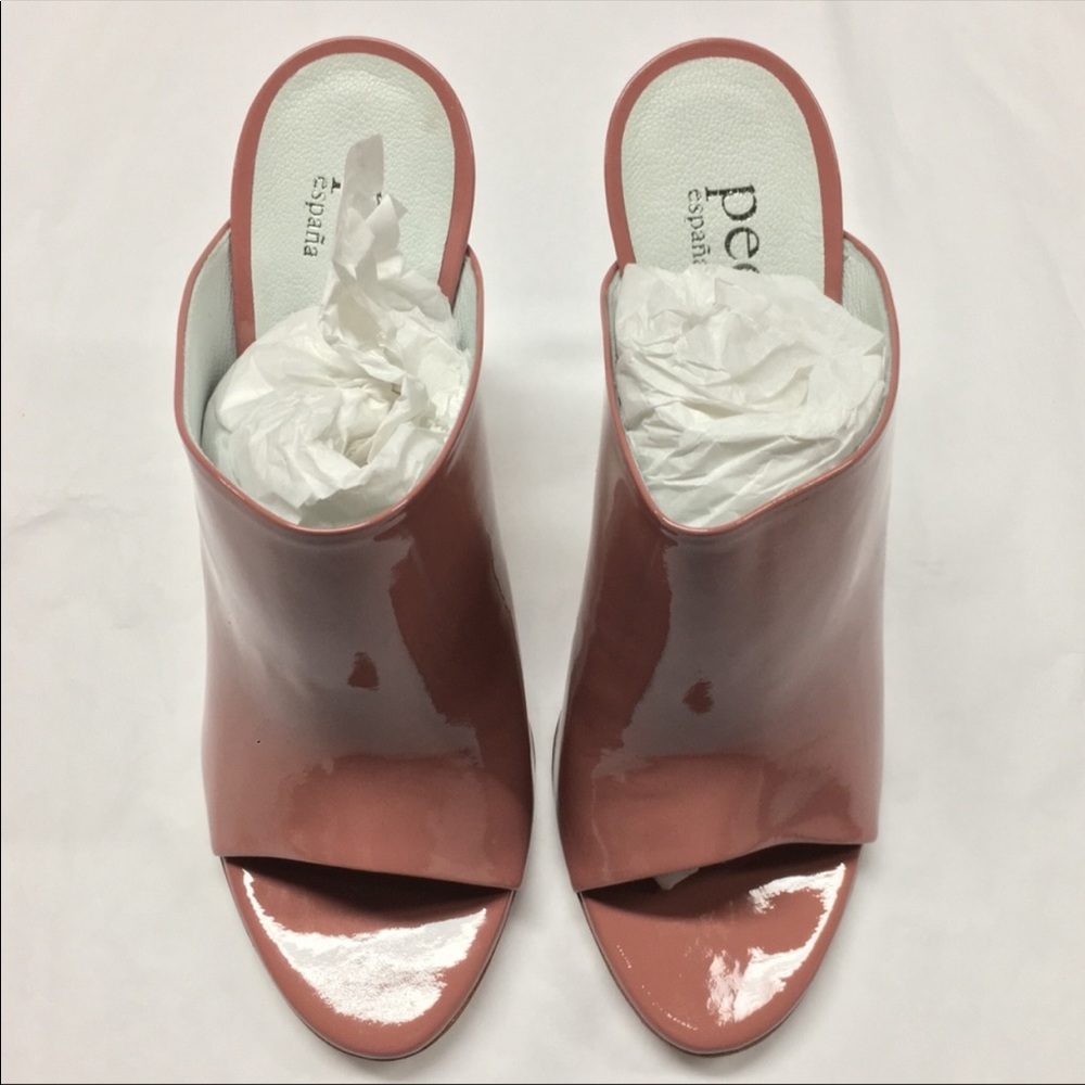 ❌SOLD❌ PEDRO GARCIA Carrie Patent Open Toe Mules - Picture 2 of 8